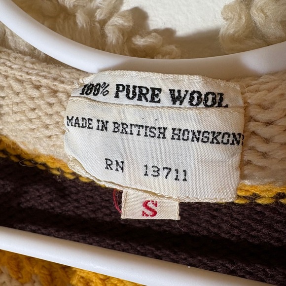 Vintage‎ 100% Pure Wool Striped Fringe Vest British Hong Kong Size Small - Picture 4 of 5